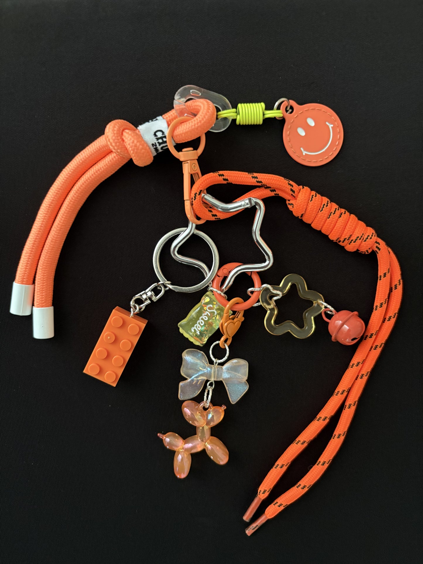 Porte-clé de sac : Kira 🧡
